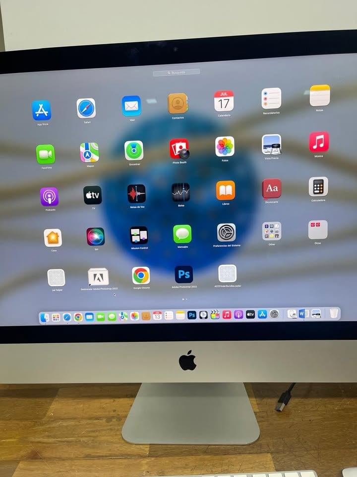 Muy bueno iMac 27 5k 2015 Core I5 Disco Solido 512 8ram para trabajos pesados - Image 2