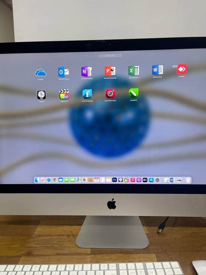 Muy bueno iMac 27 5k 2015 Core I5 Disco Solido 512 8ram para trabajos pesados - Image 3