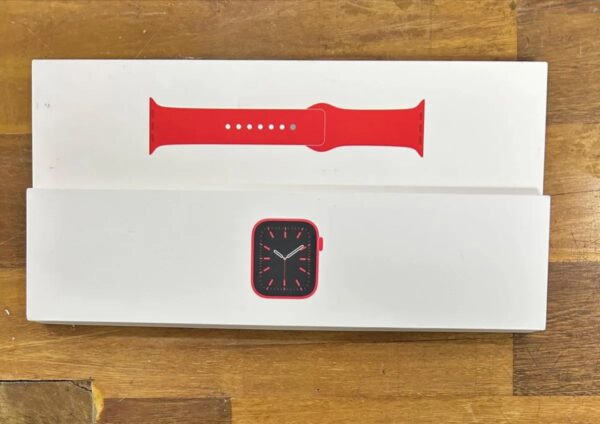 Apple Watch 40mm Serie 6 Rojo, Bluetooth, Red Móvil como nuevo - Image 3