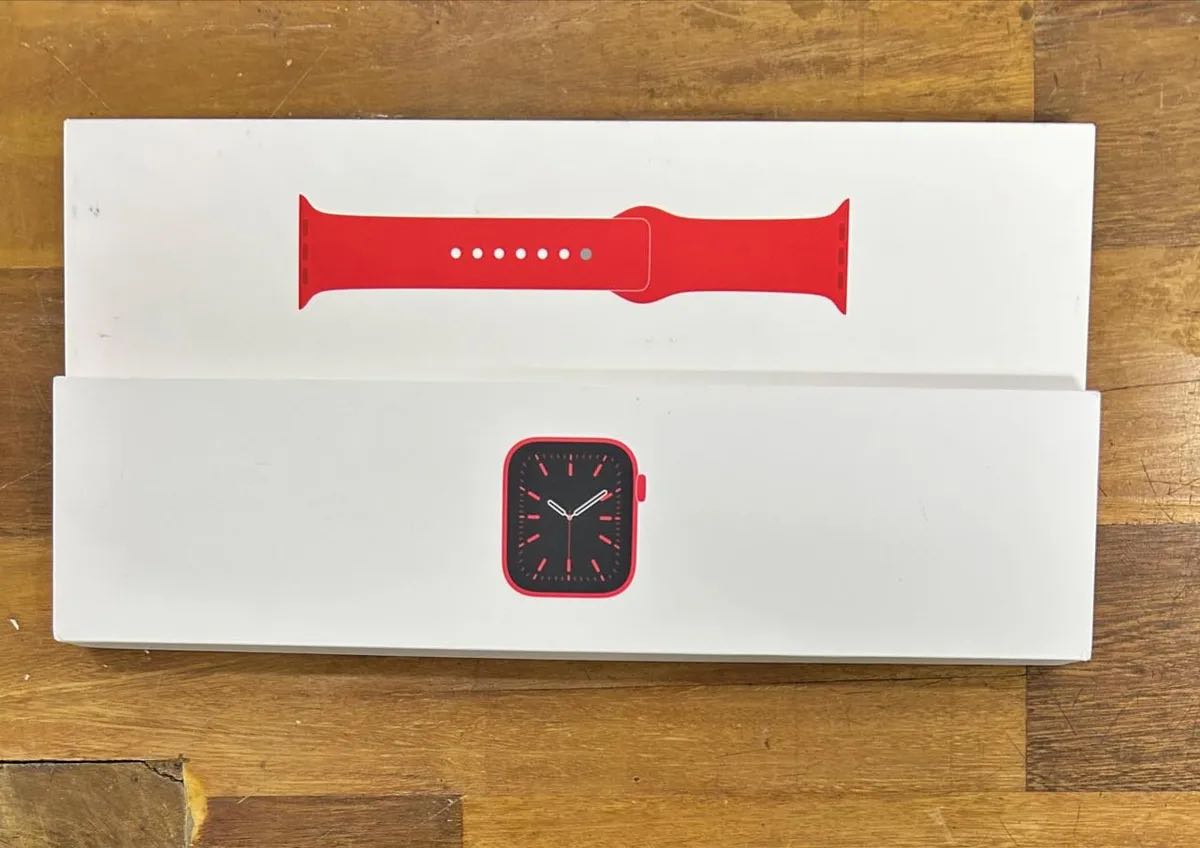 Apple Watch 40mm Serie 6 Rojo, Bluetooth, Red Móvil como nuevo - Image 3