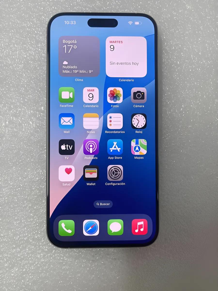 Apple iPhone 15 Pro Max - 256 GB - Blanco Titanio (Desbloqueado) -LCD sin rayones - Image 2