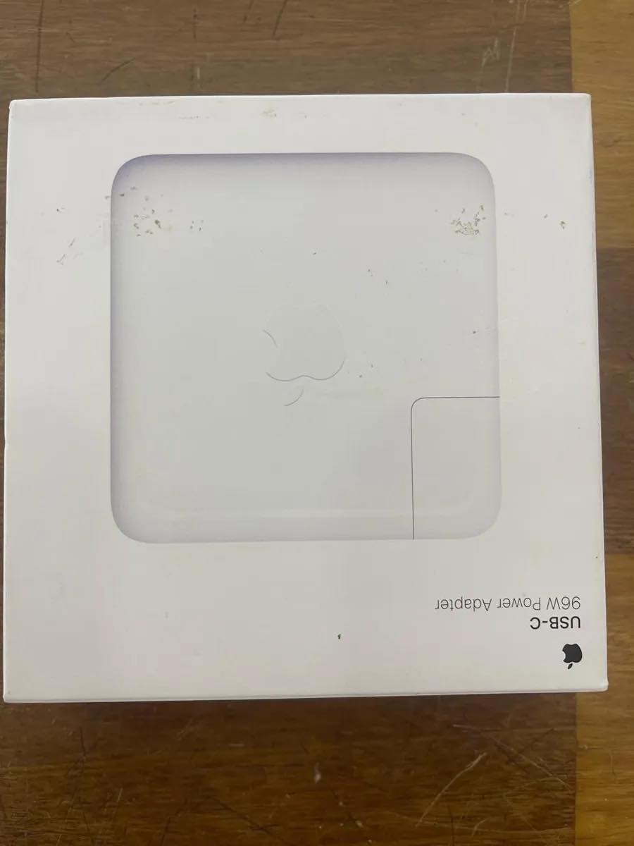 Exelente Macbook Pro A1990 15 Core I9 32ram Ssd 1 Tera Plateado - Image 8