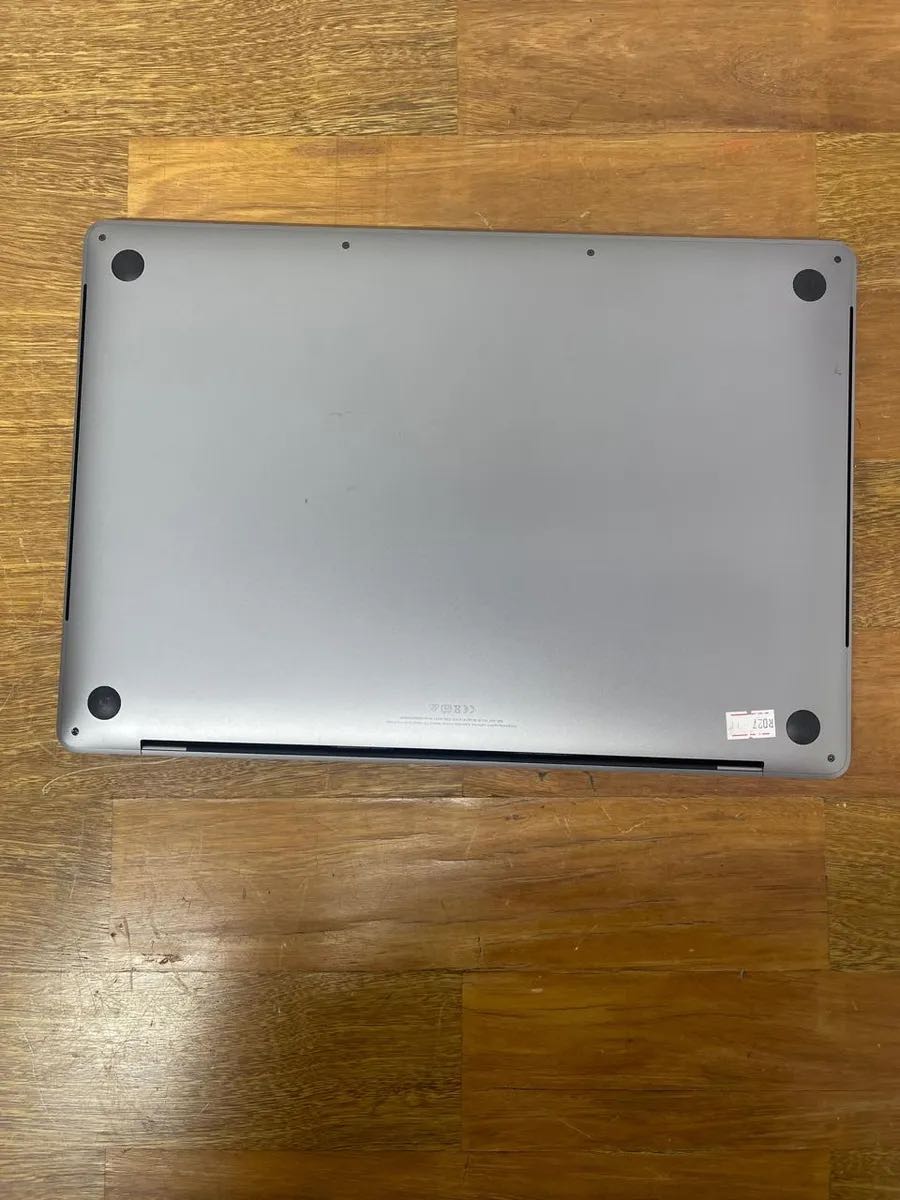 Para Programadores Apple Macbook Pro 16 2019 I7 32 Ram 512gb 4 Video Gris Espacial - Image 10