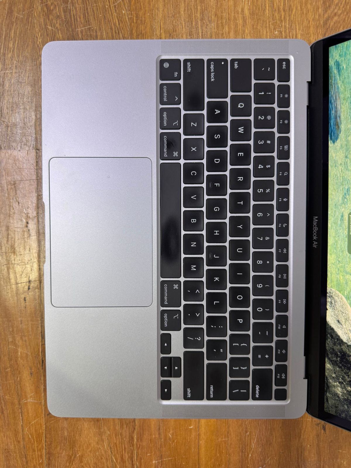 Espectacular Macbook Air M1 2020 8gb Ram 256gb Ssd 13 Inch (Usado) - Image 2