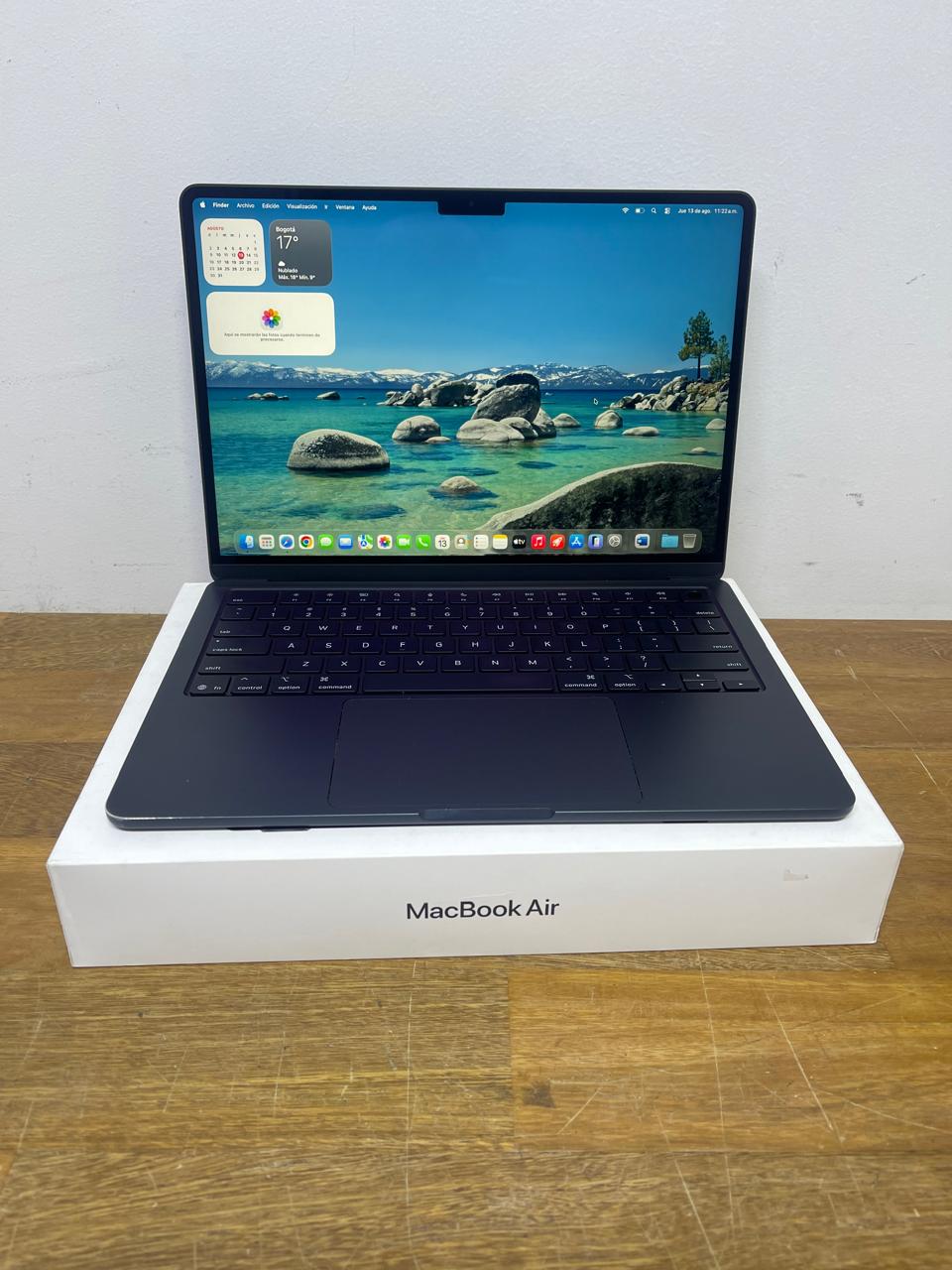 Apple Macbook Air M4 2025 13,6 16gb 512gb Celeste Muy Bueno