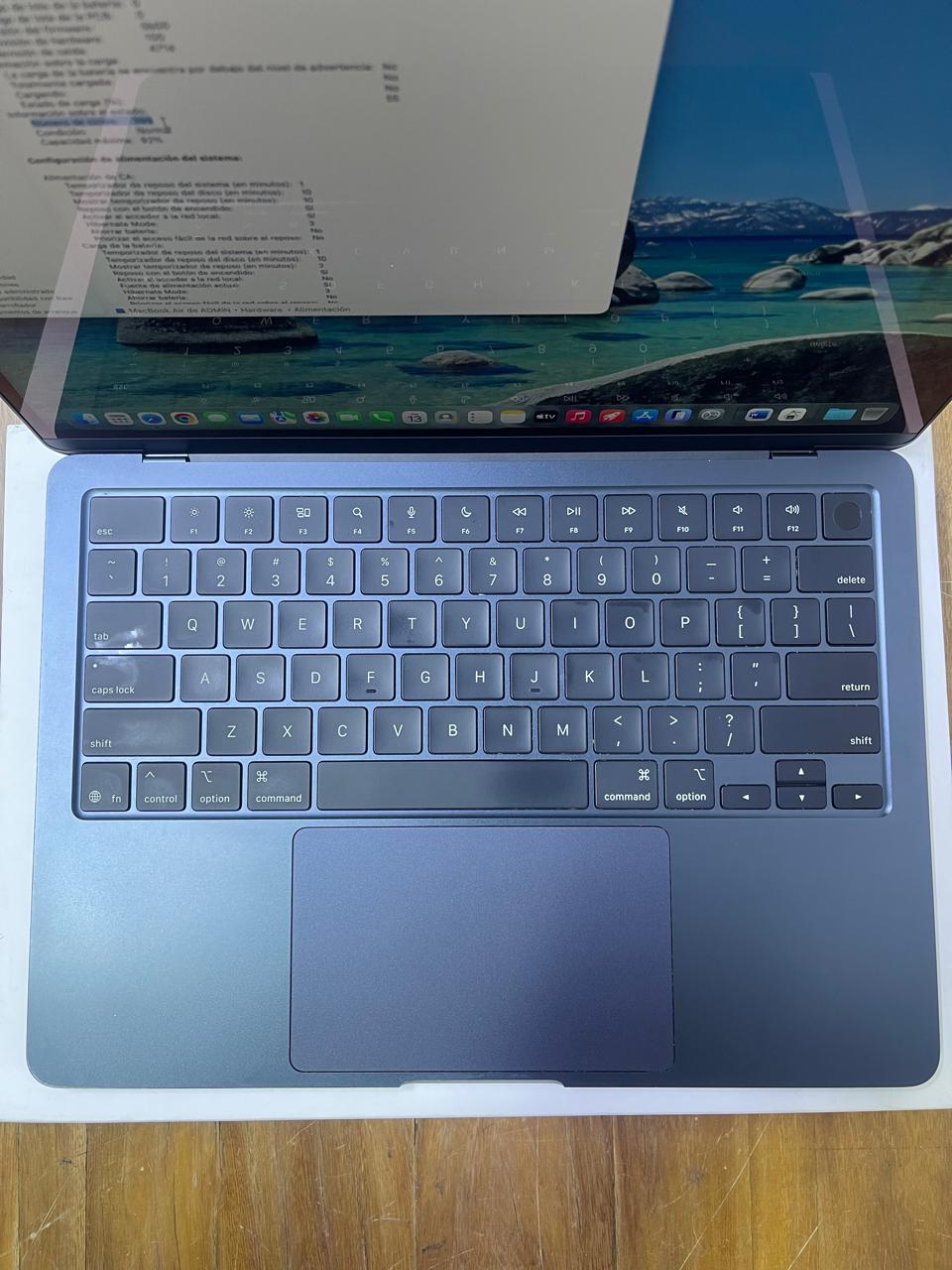 Apple Macbook Air M4 2025 13,6 16gb 512gb Celeste Muy Bueno - Image 2