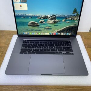 Apple Macbook Pro 16" A2141 Core i9 Ram 64gb Disco 4Tb Ssd Video 8gb